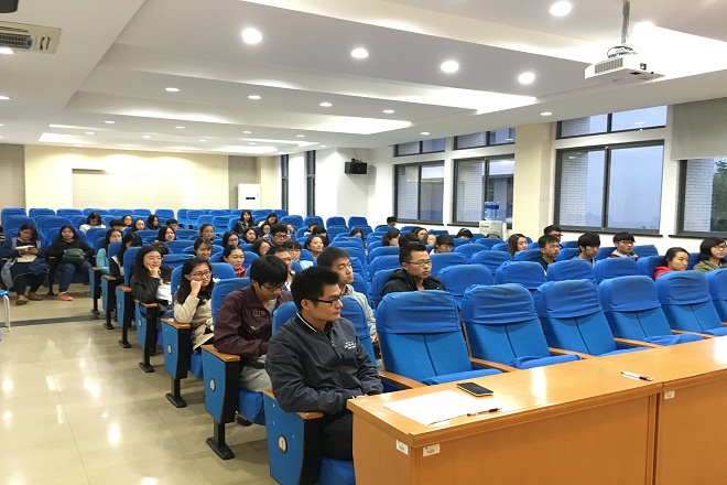 【人文学院】人文学院组织召开班团干部大会