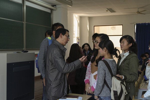 【外国语学院】Learn to learn--外国语学院院长与14级学生亲密接触