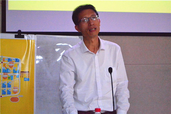 我校各级团组织积极开展主题团日活动，推进校园电动车综合治理宣传教育工作