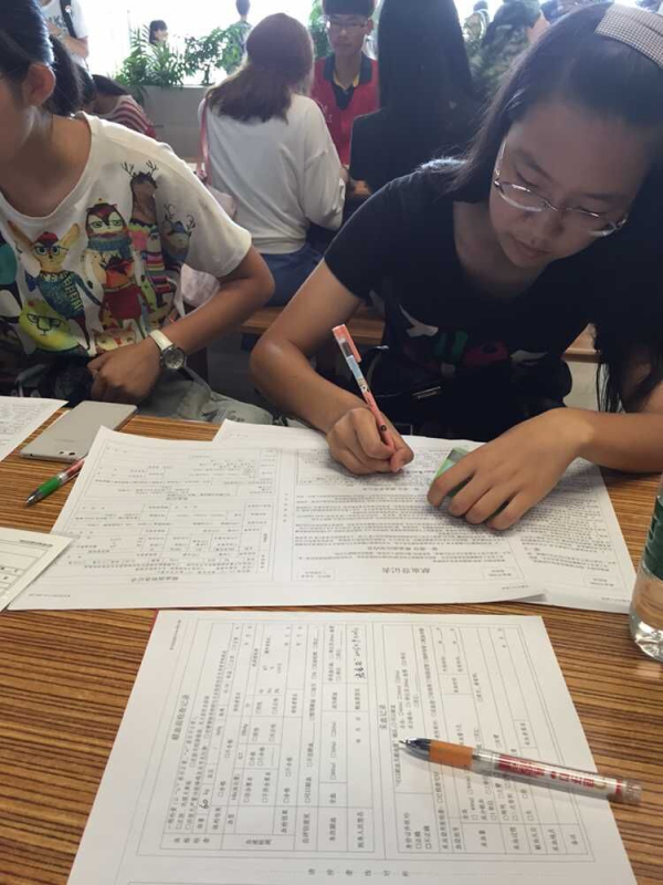 【药学院】滴滴鲜血，款款爱心