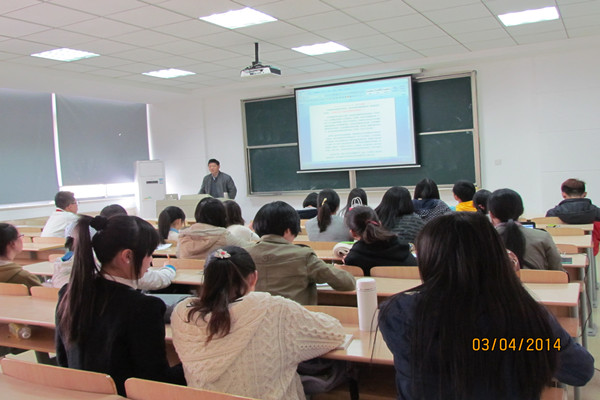 【人文学院】人文学院2012级行知调研团阅读专题讲座顺利开展