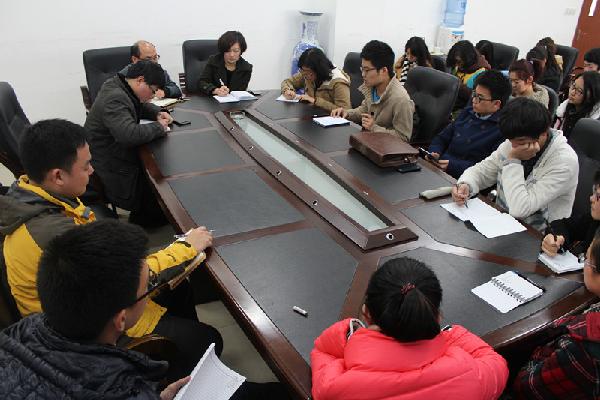 党政干部情系学生 师生共谱建设乐章