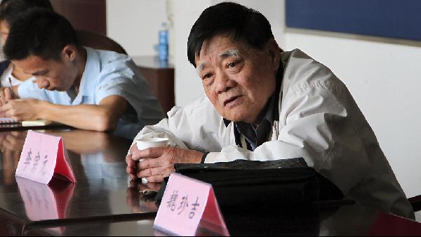 以爱之名，播种希望——关工委李宗元老师为我校雷锋特称团支部做讲座