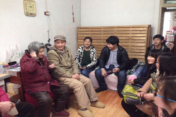 【人文学院】志愿服务雷锋行——人文青协“芦庄五区”志愿服务活动顺利举行