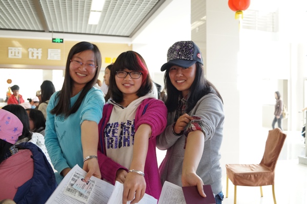 【生工学院】生工学子无偿献血，托起生命的太阳