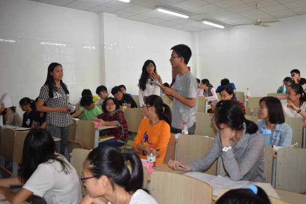 【药学院】千辩万话 药聚核心——记药学院辩论赛初赛圆满落幕