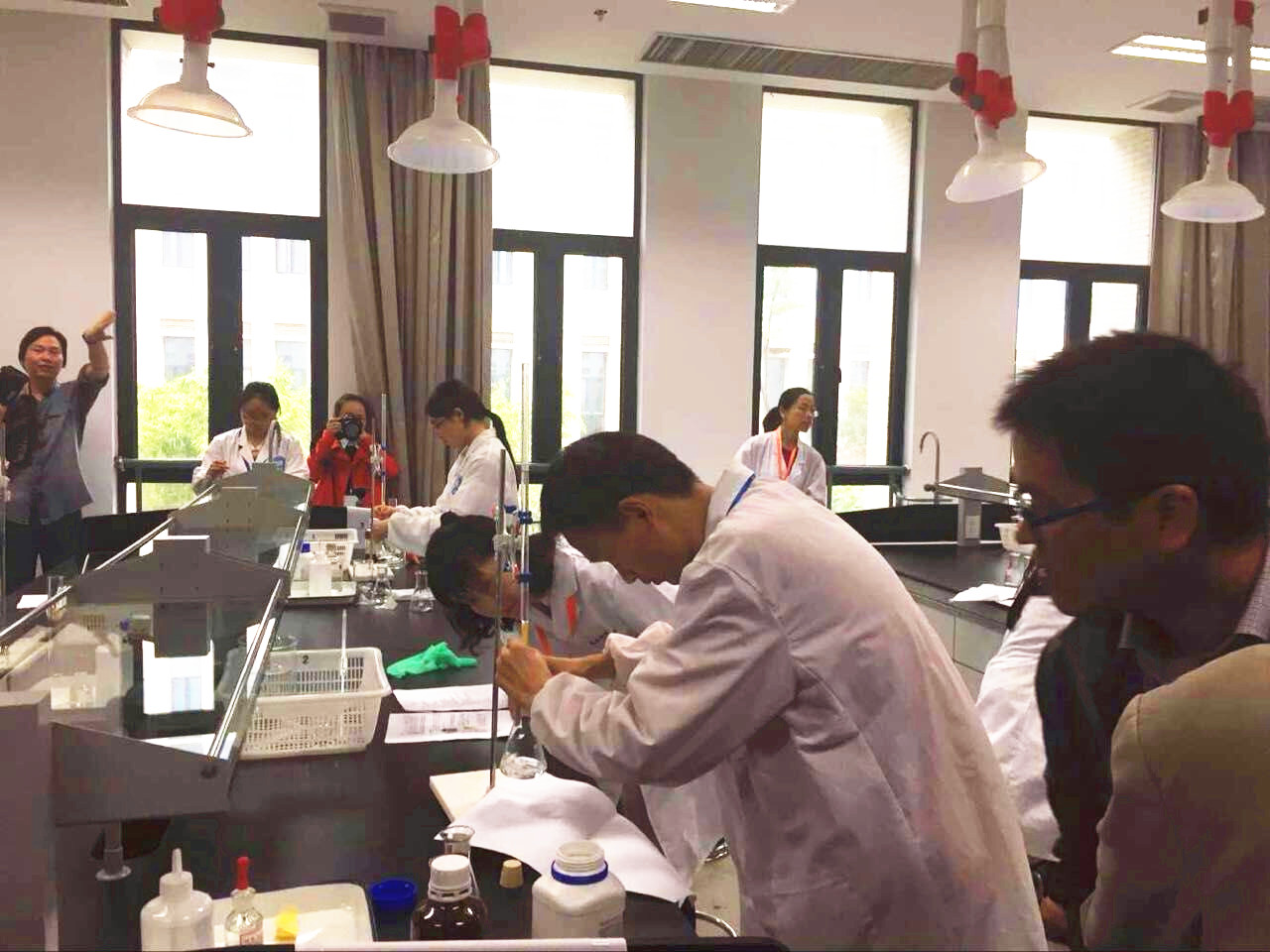 【药学院】喜报：我校药学院在首届江苏省医药院校大学生化学、药学知识与实验技能邀请赛（正大天晴杯）中荣获二等奖