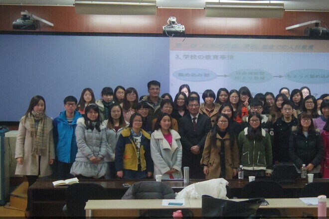 【外国语学院】三菱银行无锡分行行长与我院学生座谈
