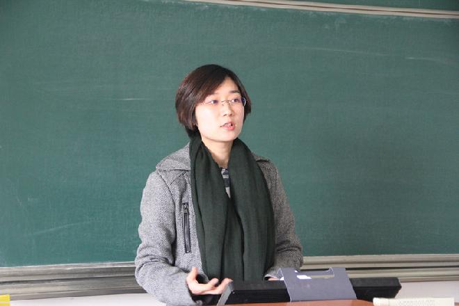 【法学院】法学院举行2016年度大学生国际交流项目宣讲会暨2015年度远翔奖颁奖礼