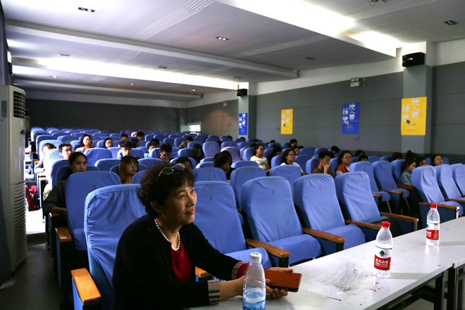 【设计学院】弘扬“正能量”，共筑“中国梦” ——江南大学设计学院第31期党校培训第三讲