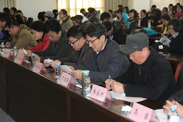 【法学院】青春思辨，知恩感恩，能量传输，共同提升——记法学院主题教育成果展示会