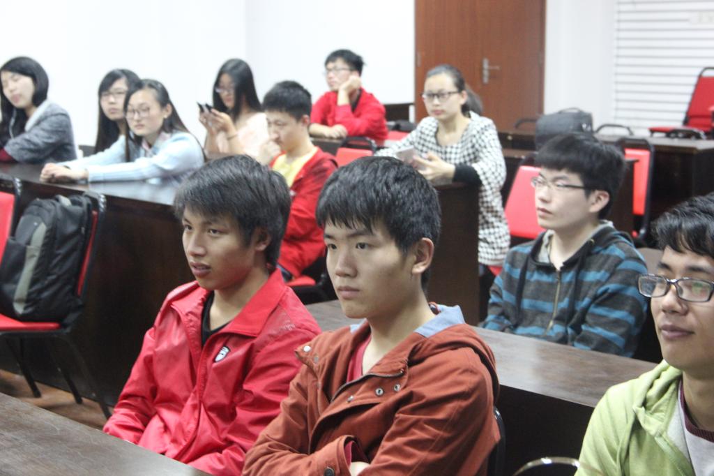 【化工学院】共学理论，同铸信仰——记化工学院团日活动观摩会