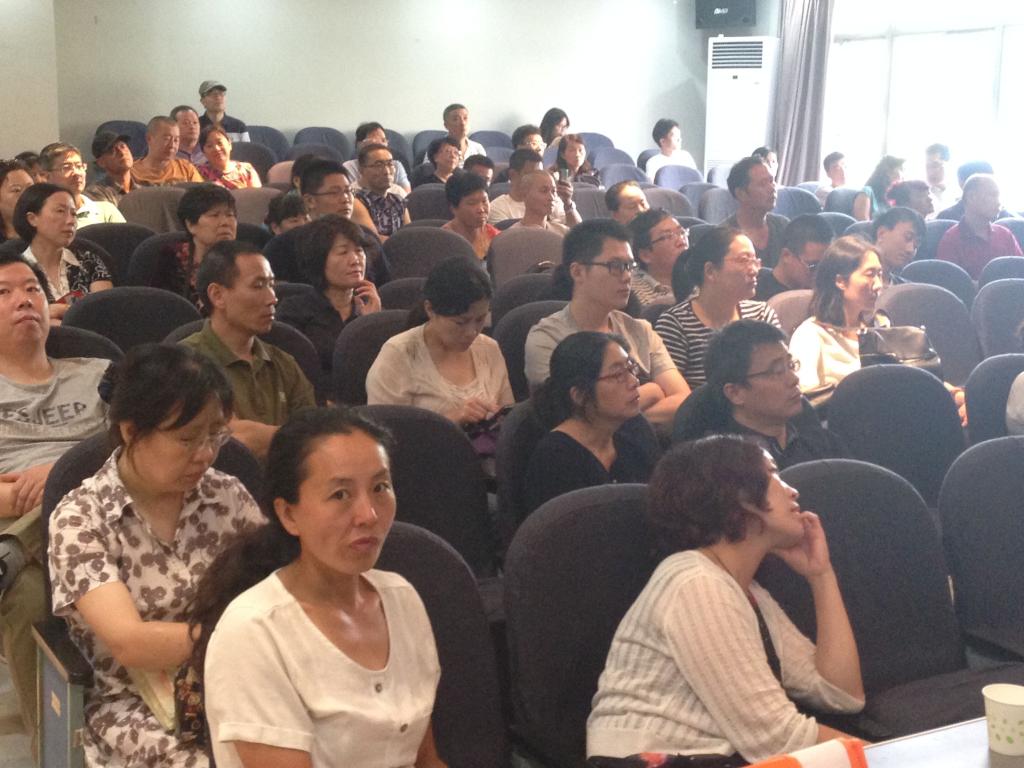 【数媒学院】数字媒体学院召开2016级新生家长会